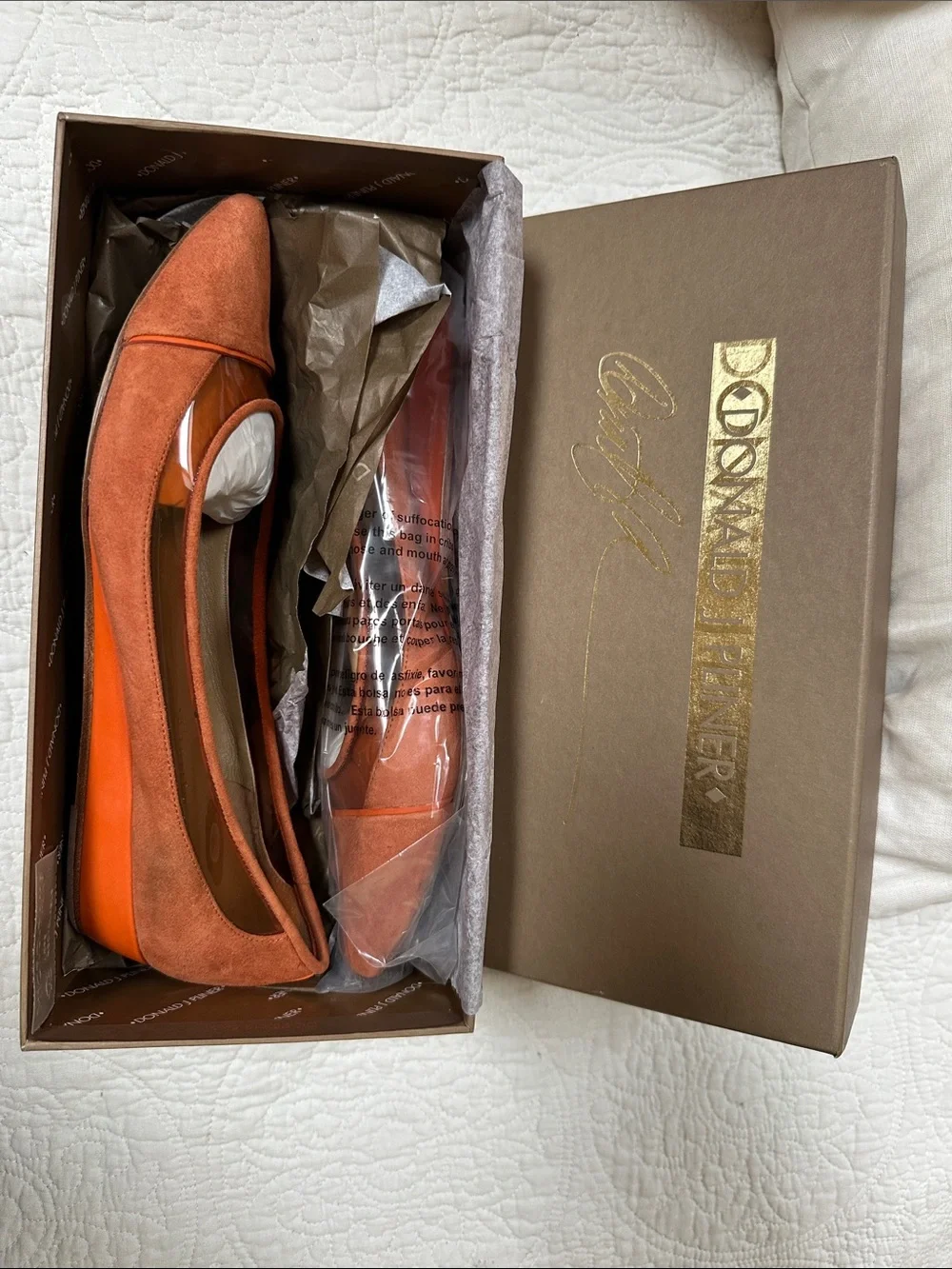 NIB Donald J Pliner Nerina Orange Suede Lucite Demi-Wedge Flats